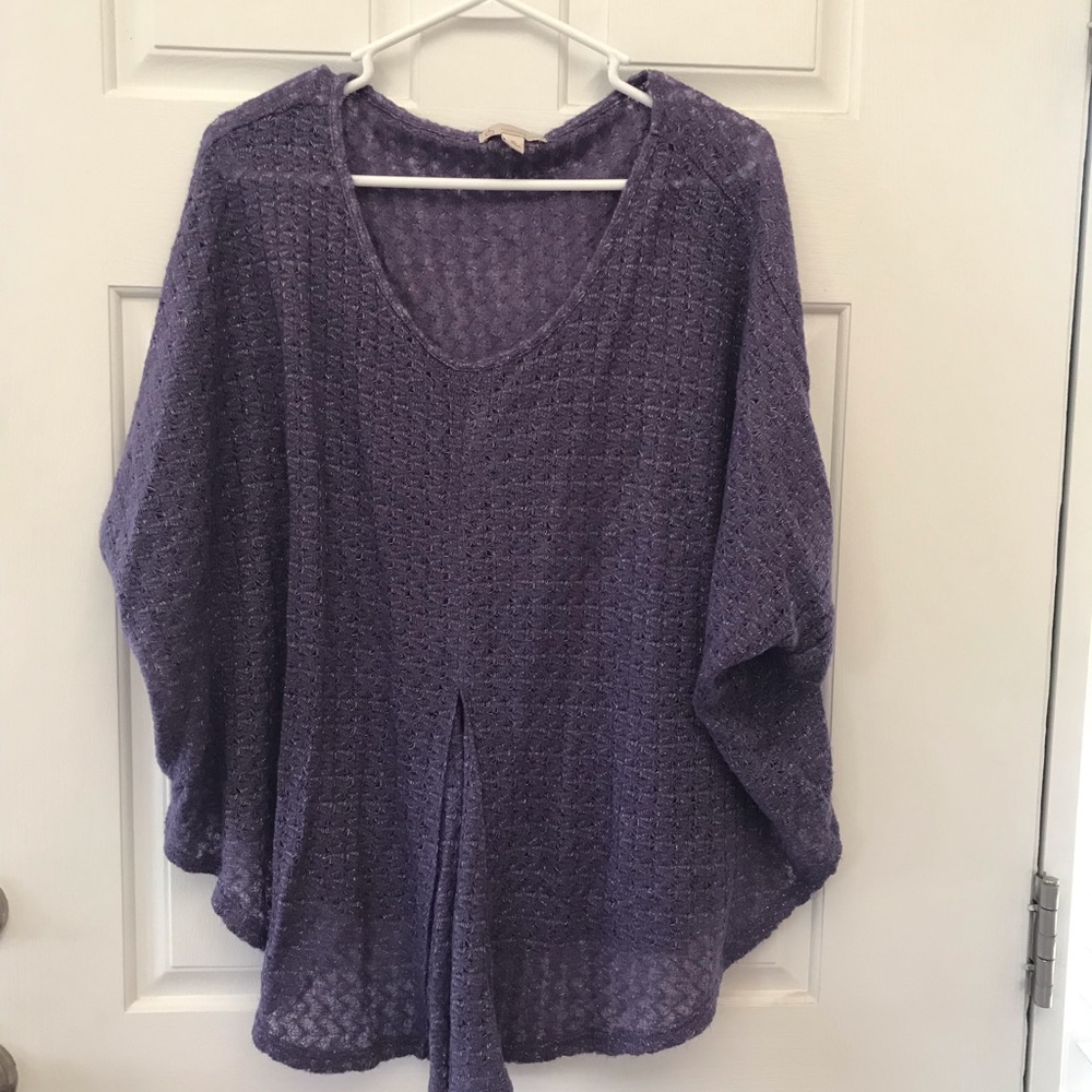 Purple short sleeved sweater